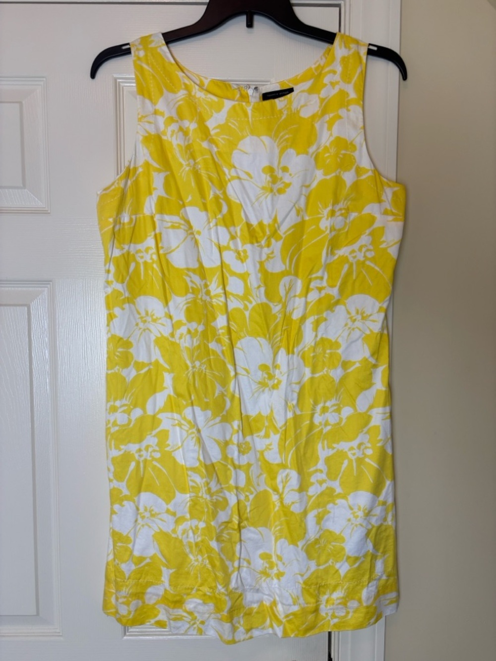 Tommy Hilfiger Yellow and White Floral Dress size XL